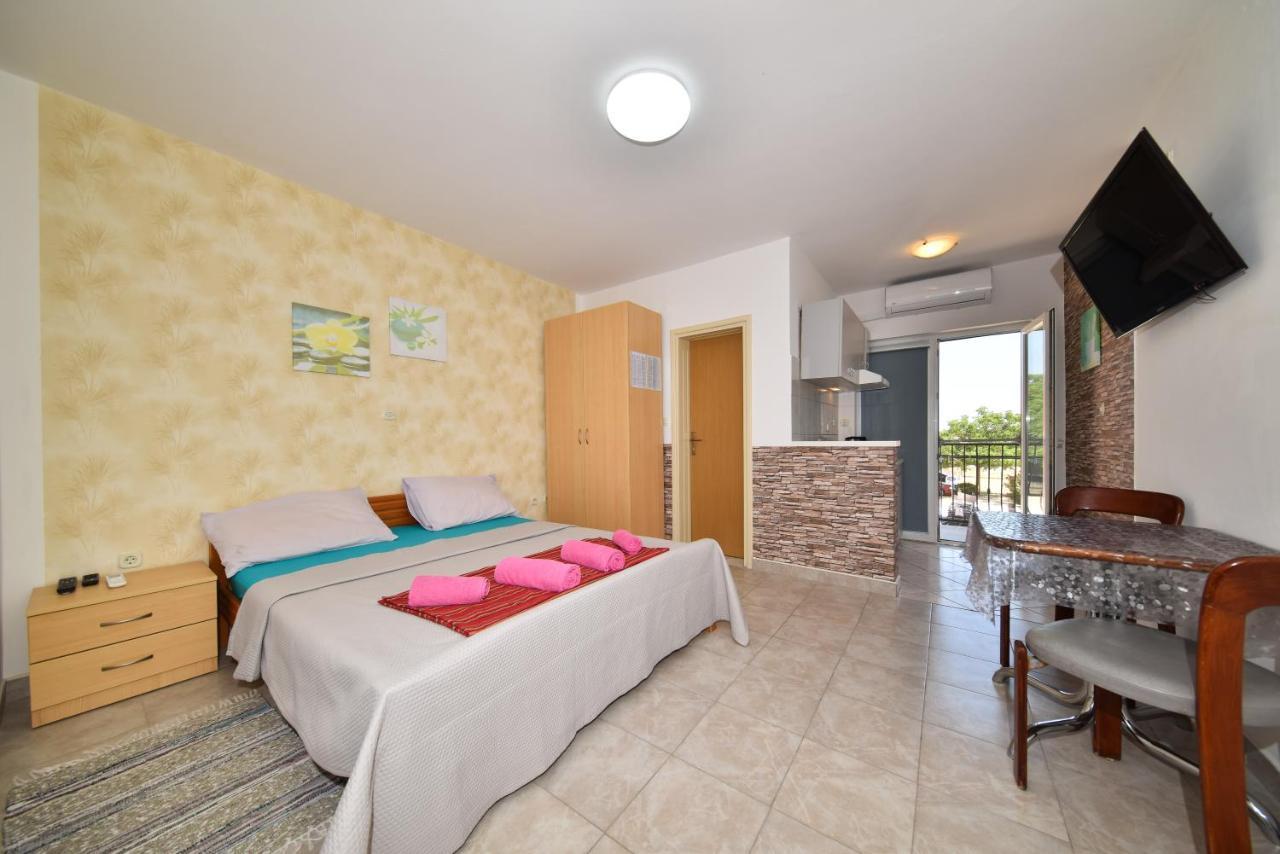 Apartments Zrakic Zaton  Exterior photo